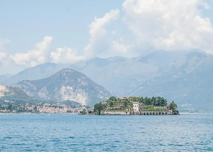 Palazzotto * Stresa