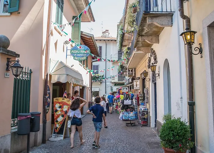 Palazzotto * Stresa