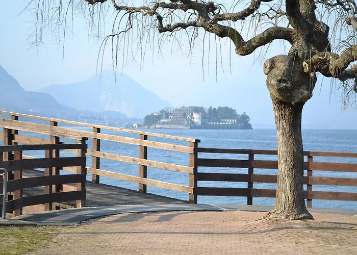 Palazzotto * Stresa